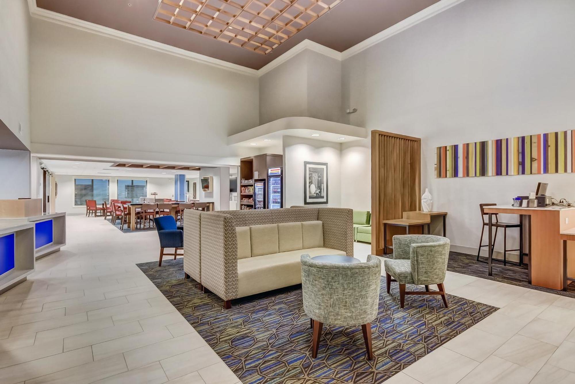 Holiday Inn Express & Suites Greenville Airport I85 By Ihg Exterior photo