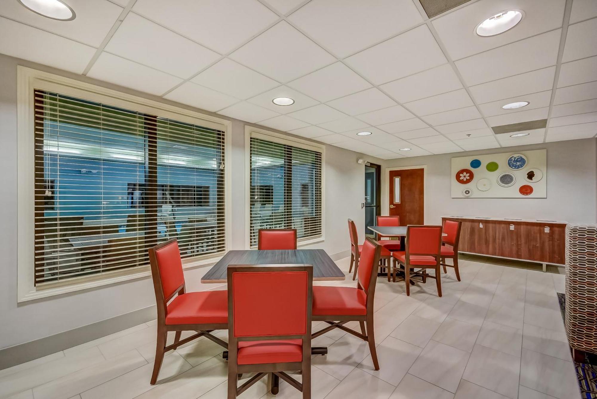 Holiday Inn Express & Suites Greenville Airport I85 By Ihg Exterior photo