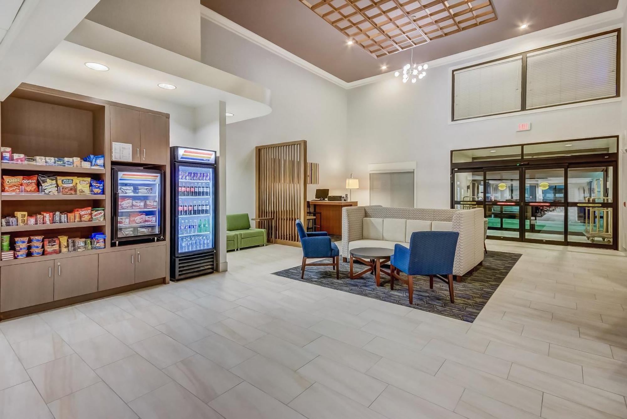 Holiday Inn Express & Suites Greenville Airport I85 By Ihg Exterior photo