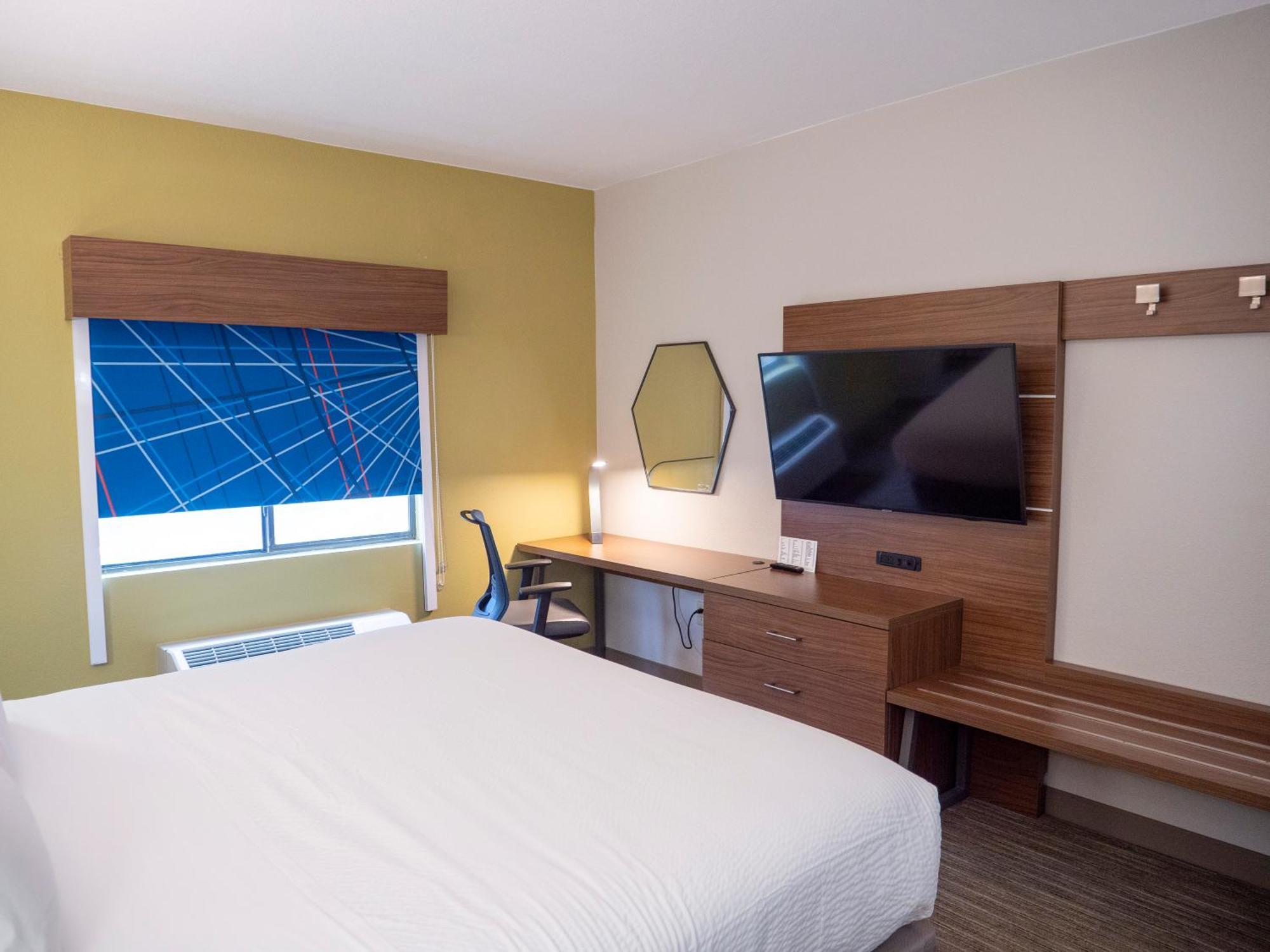 Holiday Inn Express & Suites Greenville Airport I85 By Ihg Exterior photo