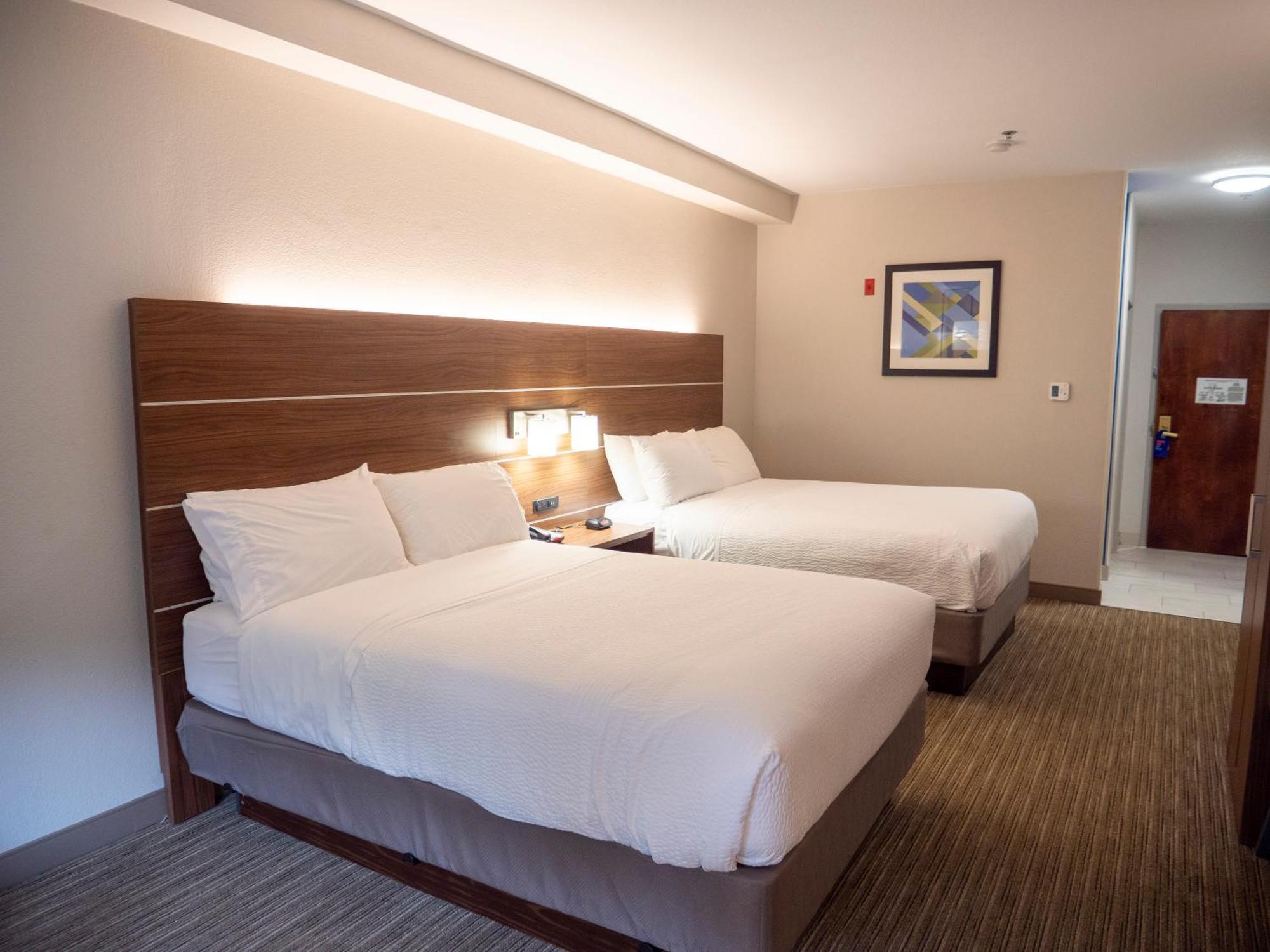 Holiday Inn Express & Suites Greenville Airport I85 By Ihg Exterior photo